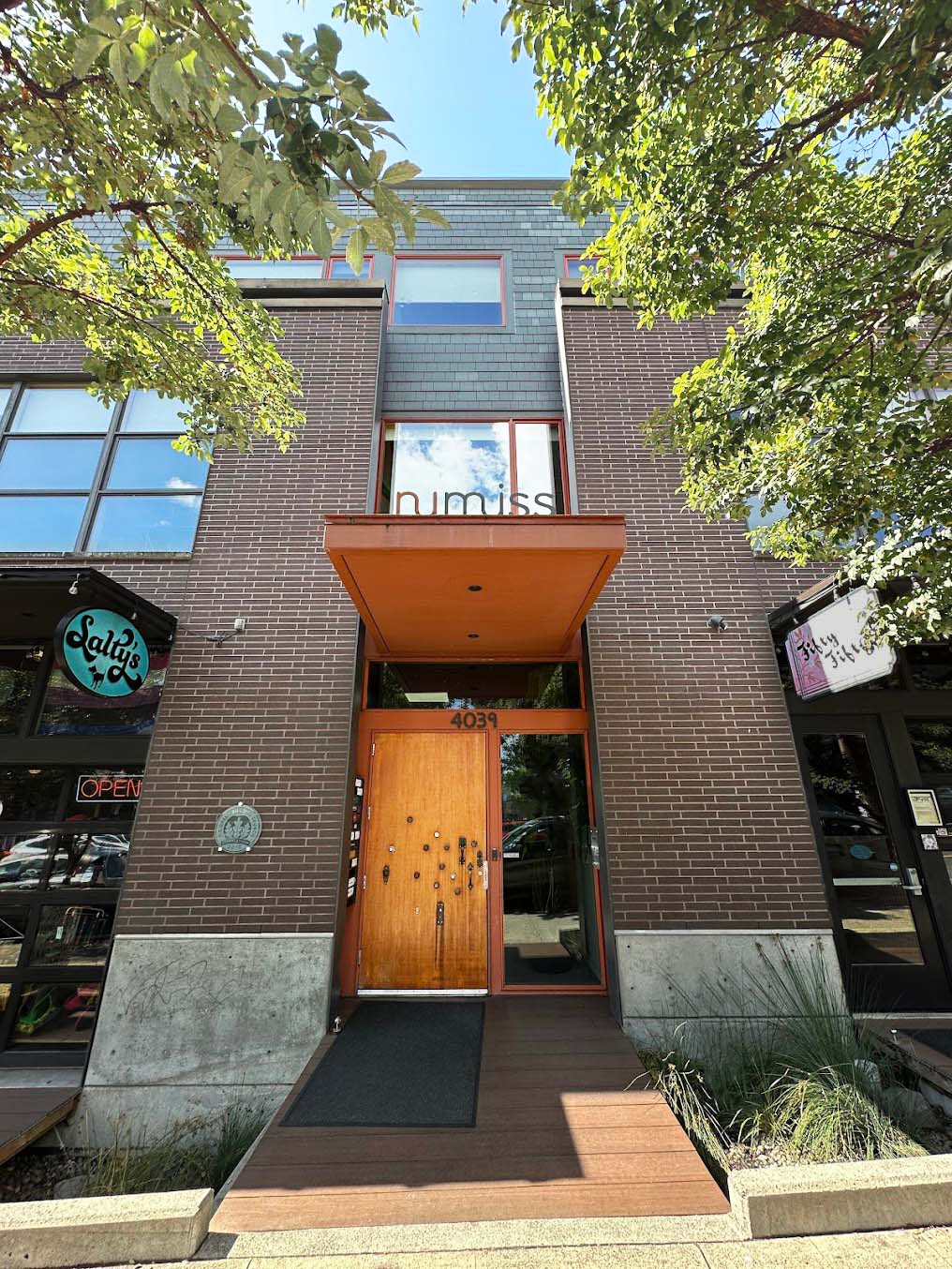 LaBelle Aesthetics studio building in Portland, Oregon